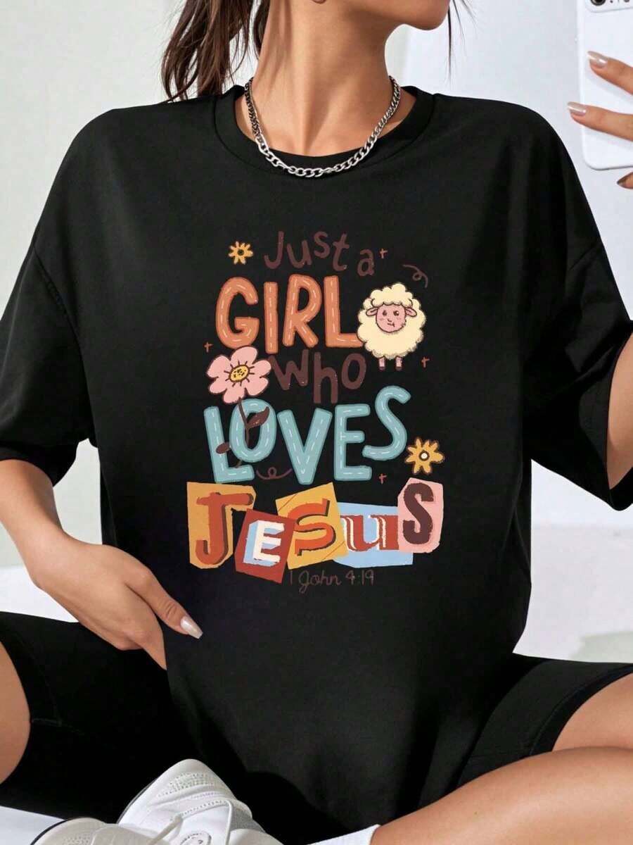 'Only A Girl Who Loves Jesus' T-Shirt, Graphic Design Inspired By Christian Faith, Plus Size Casual T-Shirt For Women, Design With Bible Verse 1 John 4:19 - 黑色 - 查看 1