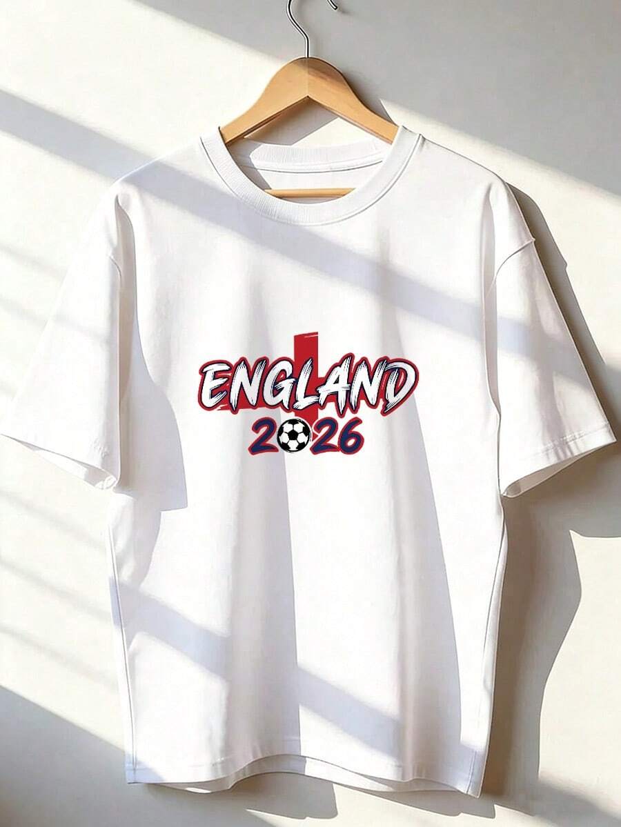 T-Shirt With "ENGLAND 2026" Text And Soccer Ball. Fashionable Short-Sleeved T-Shirt For Spring And Summer 2026, Made In Mexico, 180 Grams. Cartoon Print, Couple Design, Suitable For Indoor Or Outdoor Wear. Crew Neck, Unisex, Ideal For Office And Leisure. One-Pack. - WH-P631577SLNDXZGY602 - 查看 1