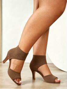 [2026 Hot Selling] Must-Have High Heels For Spring And Summer! Women's Solid Color T-Strap High-Heeled Sandals, Stylish Open-Toe Dress Shoes. - Brown - View 5