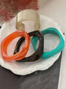 Exaggerated Fashionable Asymmetric Resin Bracelet For Women With Unique Personalized, Made Of Acrylic And Featuring Geometric Patterns. - Multicolor - View 3