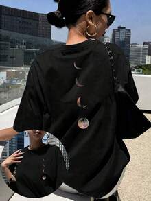 Women's T-Shirt With Letter Print And Lunar Phase Design, Casual Black Short-Sleeved Top With Round Neck, Breathable Medium-Stretch Fabric, Machine Washable For Spring And Summer, Comfortable Summer Wear. Elegant Party Outfit, T-Shirt For Elegant Ladies, Blouses Suitable For Curvy Women, Prom Skirts, Casual Wear - 黑色 - 查看 1