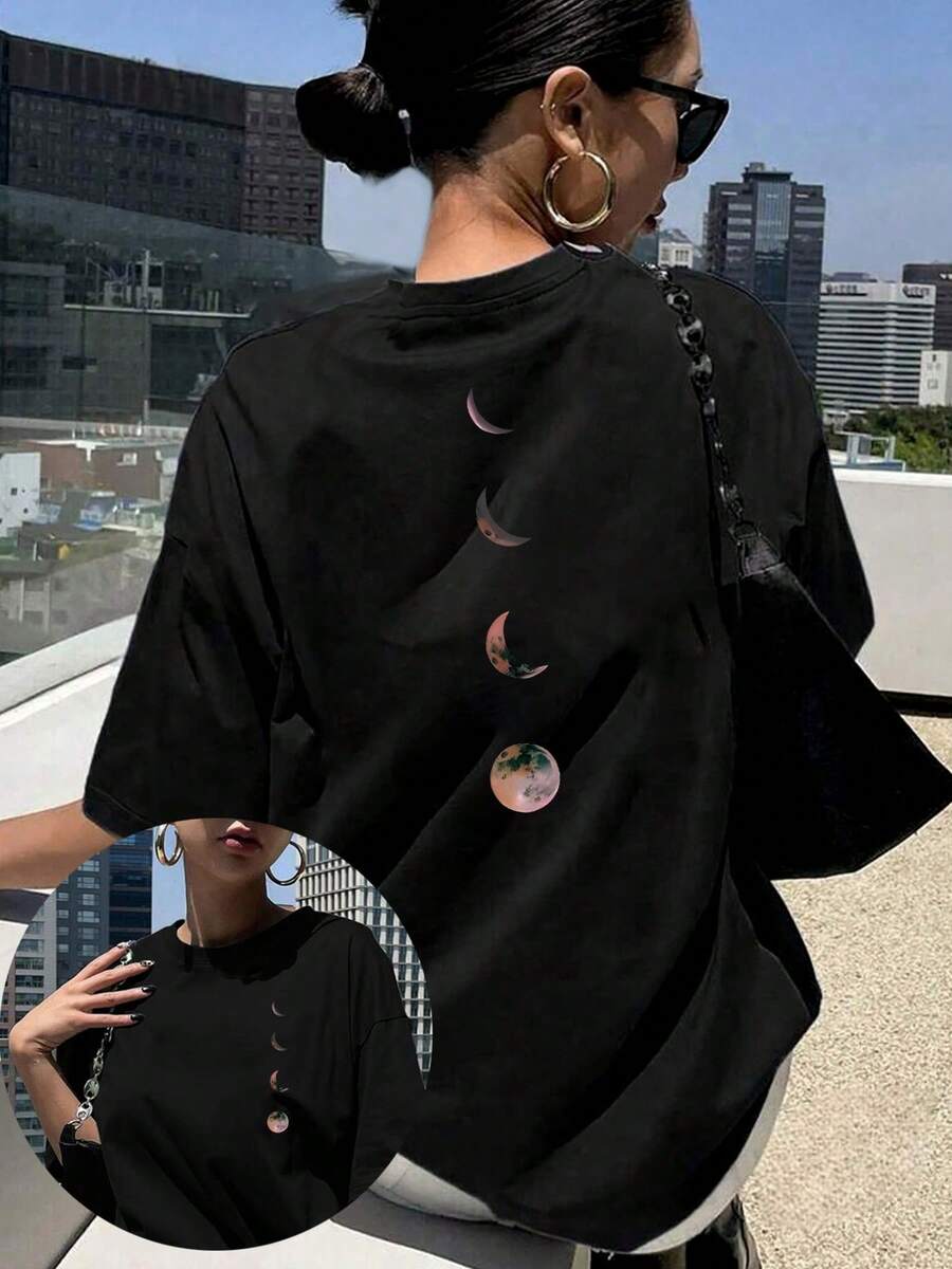 Women's T-Shirt With Letter Print And Lunar Phase Design, Casual Black Short-Sleeved Top With Round Neck, Breathable Medium-Stretch Fabric, Machine Washable For Spring And Summer, Comfortable Summer Wear. Elegant Party Outfit, T-Shirt For Elegant Ladies, Blouses Suitable For Curvy Women, Prom Skirts, Casual Wear - 黑色 - 查看 1