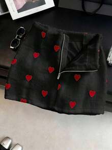 Falda con cierre de cremallera, estampado de corazón, de corte evasé y talle bajo, de estilo coreano y de nueva moda, que estiliza la figura de la mujer - Negro - Ver 1