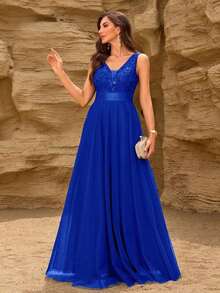 Vestido de dama de honor formal de línea A con escote en V sin mangas, bordado y de malla, vestido de fiesta elegante, vestido de invitado de boda formal, vestido de ceremonia de graduación, vestido de noche de primavera - azul real - Ver 2
