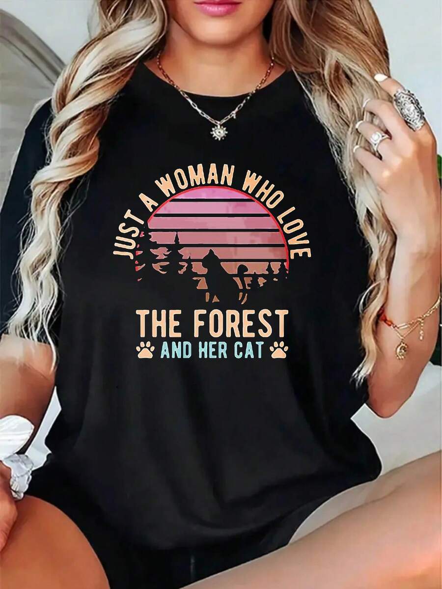 Camiseta Vintage Raglan Negra - Diseño de una Mujer que el Bosque y su Gato al Atardecer - Ropa Casual para Mujer - Estilo Urbano Vintage Unisex, Camiseta de Manga Corta de Algodón Suelto con Cuello Redondo - Negro - Ver 1