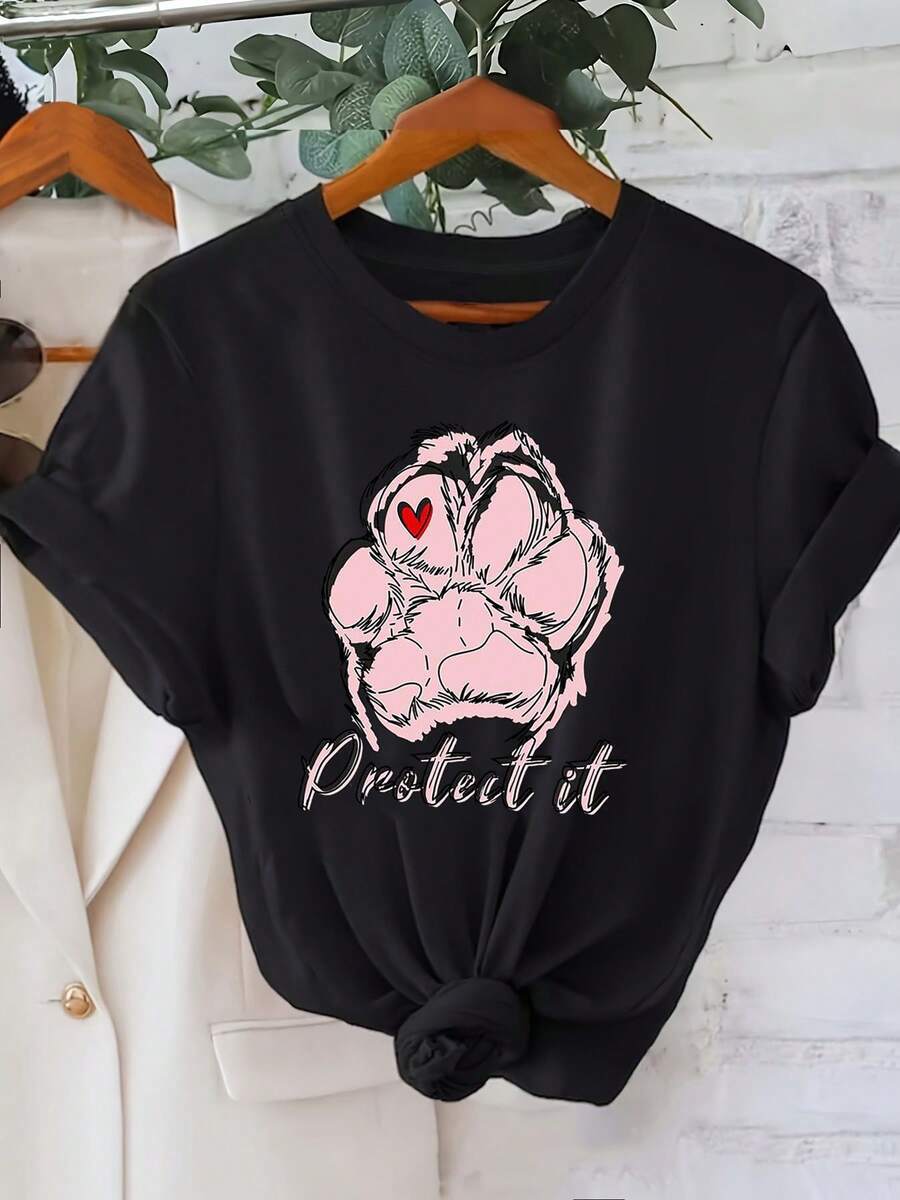 Women's Modern, Casual T-Shirt, Perfect For Parties And Lounging At Home. Made From 100% Cotton, It Features A Relaxed Fit. This T-Shirt Has A Graphic Print Of A Heart And Cat Paw, And Is Suitable For Spring And Summer. It Has Short Sleeves, A Round Neck, And Is Casual Enough For Everyday Wear. It Also Makes A Great Holiday Gift. - 黑色 - 查看 1