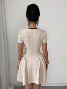 Women's Elegant Short-Sleeved Fitted Flared Dress With Bow Design In Apricot And Brown, Spring/Summer - 黑色 - 查看 2