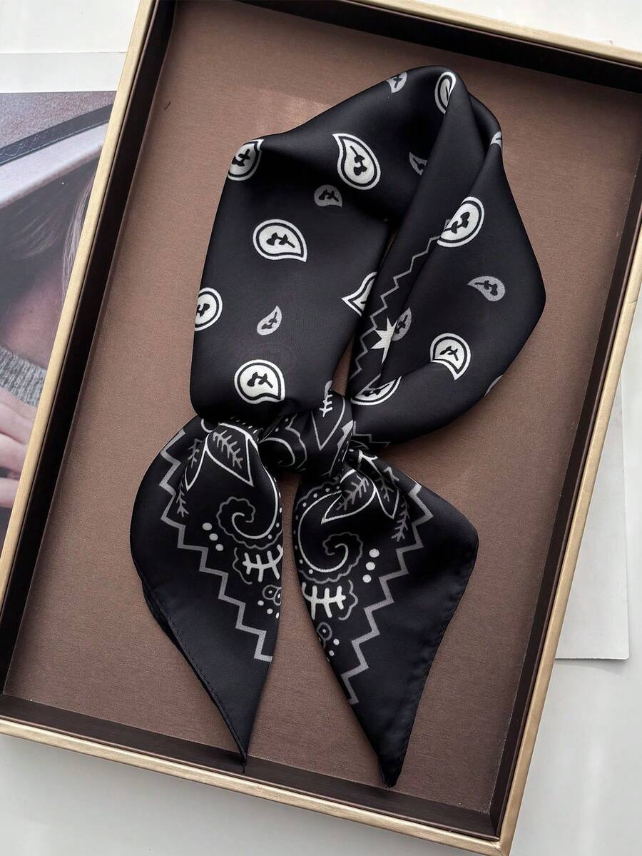 1 chiếc khăn vuông in họa tiết Paisley phong cách Bohemian, phù hợp với thời trang thường ngày và đường phố, có thể dùng làm khăn quàng cổ, buộc tóc, băng đô, phụ kiện áo khoác, áo gió hoặc khăn choàng. - màu đen - Xem 1
