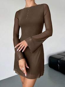 Vestido mini minimalista, elegante y sexy de lunares blanco y negro para mujer, estilo retro con cuello barco, mangas acampanadas, cintura alta y línea A, ideal para primavera/verano, Día de San Valentín - Café integral - Ver 3