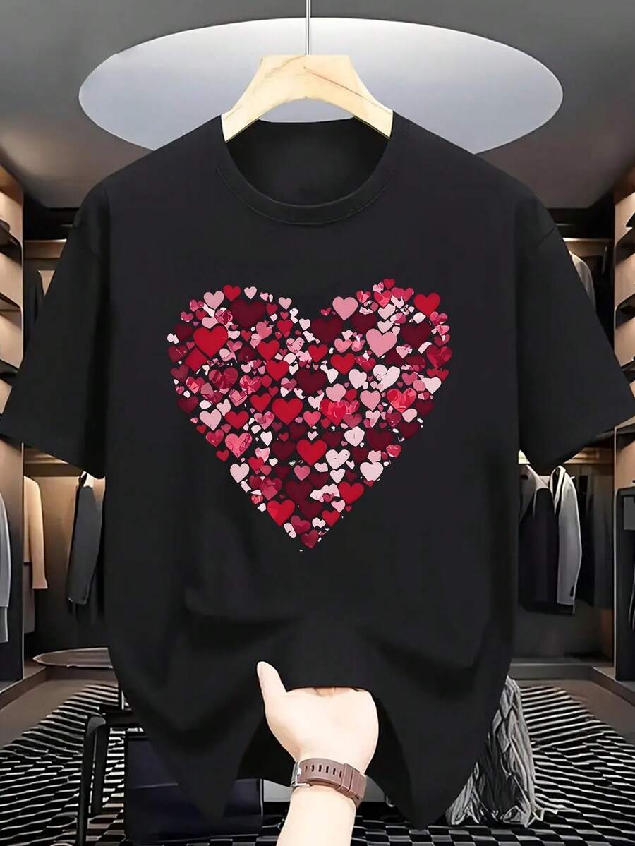 Soft T-Shirt With Romantic Heart Print - Casual Short-Sleeved Crew Neck T-Shirt, Couple Style, Sweet And Fashionable For Dates And Shopping, Sweet Style T-Shirt, Fun Design, Soft Fabric, Unisex, 2 T-Shirts For Men, Plus Size T-Shirt For Men, Elegant Blouses For Women. - 黑色 - 查看 1