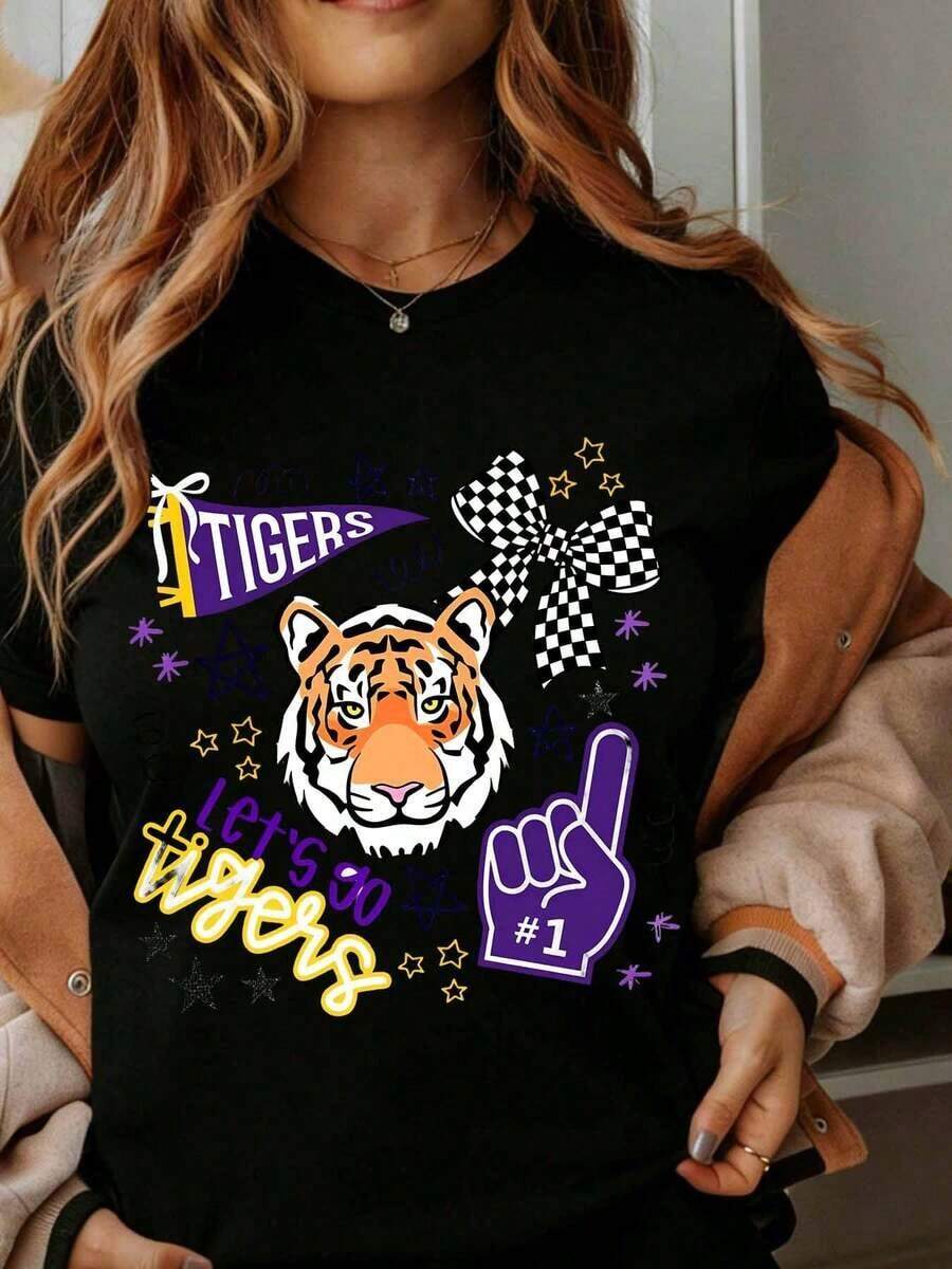 Women's Cotton T-Shirts, Tiger Cheer Cheering T-Shirt, Graphic Tee With The Team Spirit "Let's Go Tigers", Featuring A Tiger Face, Plaid Bow And Number One Hand Sign For School Spirit Events And Game Days, Women's Basic Tops. - 黑色 - 查看 1