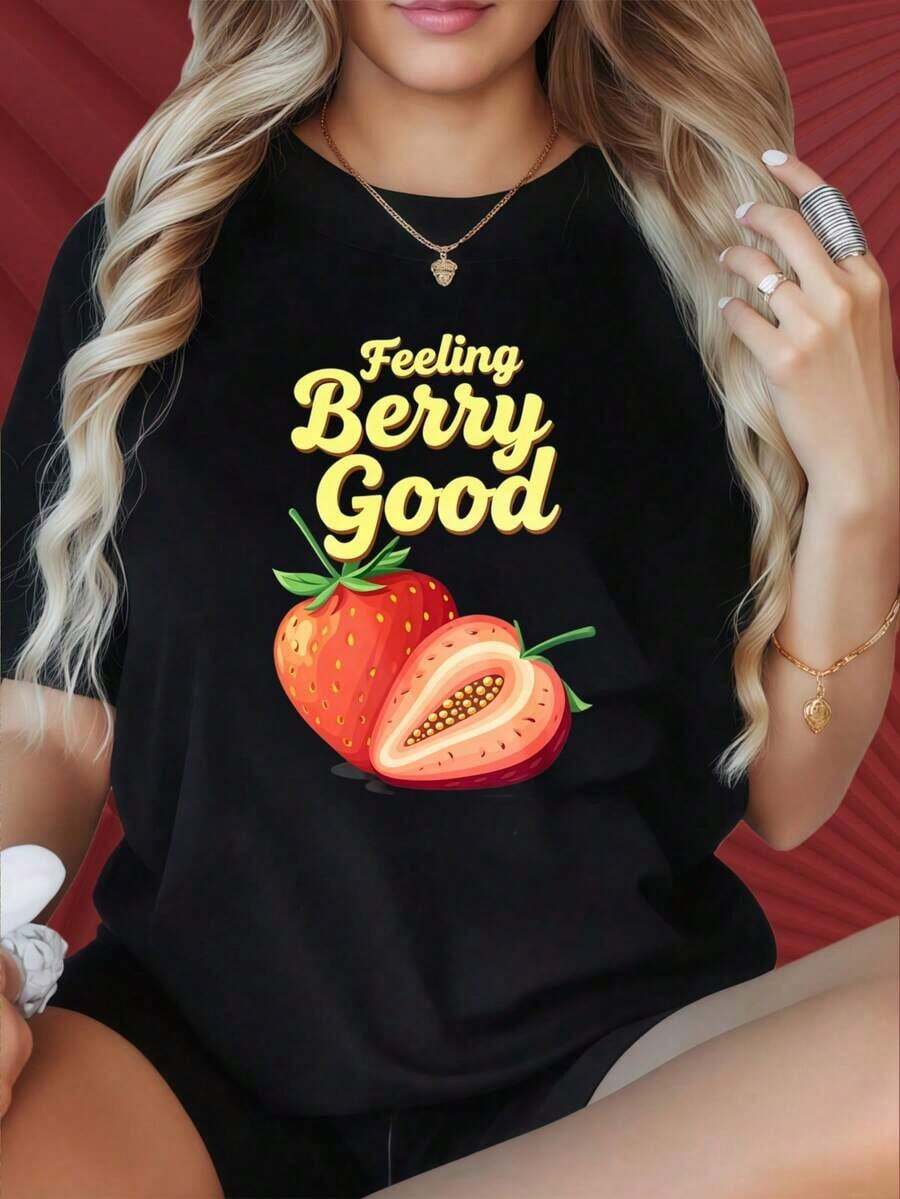 Camiseta casual para mujer con cuello redondo y mangas cortas, con interesantes estampados. Camiseta con Estampado de Fresas "Feeling Berry Good" para Mujer, Top Casual de Verano, Camiseta Linda con Estampado de Frutas, Adecuada para Fiestas de Navidad, Actividades Deportivas, Fiestas de Vacaciones, Salidas, Deportes y Otros Regalos Festivos (220g). 100% Algodón, Duradera. - Negro - Ver 1