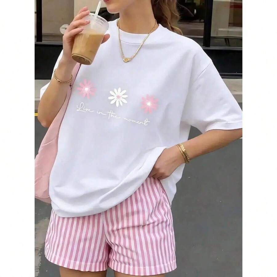 Women's Short Sleeve Floral Print T-Shirt, Sweet Casual Crew Neck T-Shirt, Stylish Graphic Crew Neck Tee, Ideal For Everyday Wear, Valentine's Day Theme, Available In Sizes S-4XL - 白色 - 查看 1