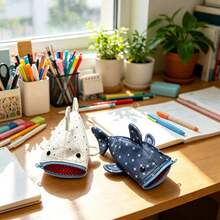 Hộp bút hình cá mập Little Shark Creative Shark: Hộp đựng văn phòng phẩm dễ thương và vui nhộn với dung lượng lớn dành cho học sinh. - Hộp bút hình cá mập - Xem 2