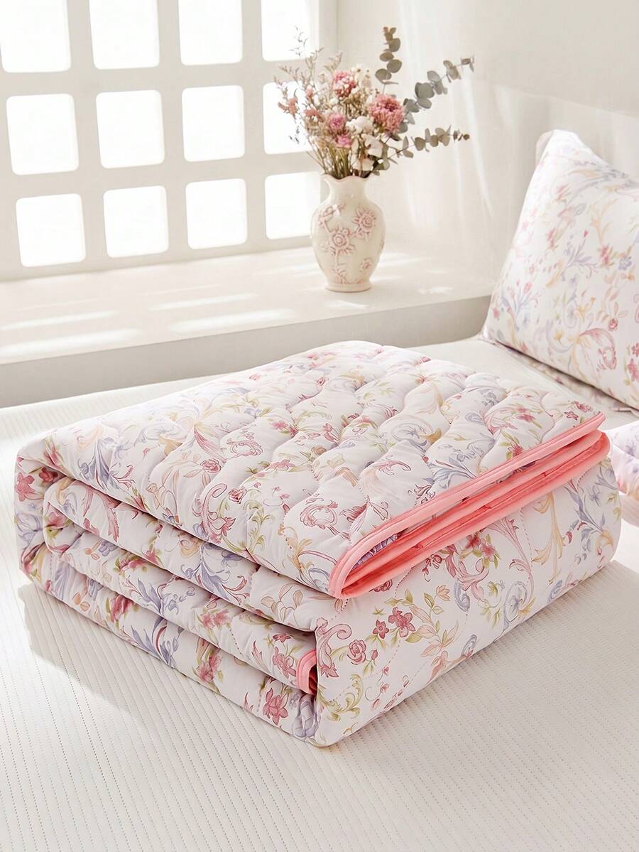 1pc Red Floral Cooling Quilt, Air Conditioning Blanket, Breathable & Lightweight, Soft & Comfortable, Suitable For All Bed Sizes, Perfect For Home & Dorm, Pillow & Pillowcase Not Included