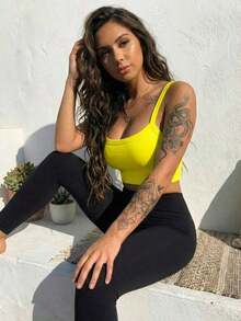 Camiseta corta de tirantes gruesos simple para mujer, adecuada para primavera y verano, estilo casual/streetwear/Y2K, se puede combinar con oficina/hogar/streetwear/discoteca, una opción ideal para blusas casuales de verano en color blanco - Amarillo - Ver 5
