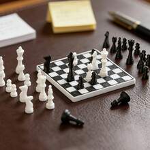 3D Printed Mini Chess Set, Miniature Chess Board House, Desktop Decor Accessories, Suitable As Gift For Chess Lovers, Students, Family, Back To School, Birthday, Souvenir - Miniature Chess - View 6