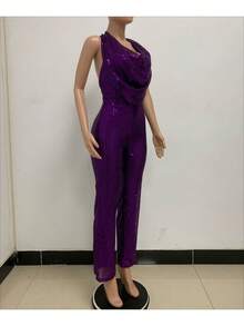 Monocromático dorado con lentejuelas, escote halter en V profundo, diseño de piernas anchas sin mangas, tejido brillante elástico ideal para fiestas nocturnas, eventos festivos y invierno, estilo sexy glamoroso perfecto para cenas elegantes y celebraciones - Morado - Ver 3