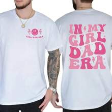 [Vintage Tee] Camiseta Retro para Hombre "In My Girl Dad Era", Camiseta con Gráficos de Doble Cara, Divertida para el Día del Padre, "El Mejor Papá del Mundo", Camiseta de Algodón de Manga Corta y Cuello Redondo, Estilo Casual para Uso Diario, Regalo Perfecto para Él - Blanco - Ver 4