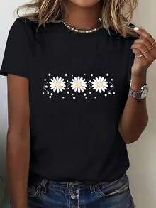 Women's Printed T-Shirt - Casual Short Sleeve Crew Neck T-Shirt In Black, Designed To Highlight Fair Skin Women With Wavy Blonde Hair - Relaxed Fit For All Seasons, Perfect For Daily Wear And Holidays, Machine Washable. - 黑色 - 查看 6
