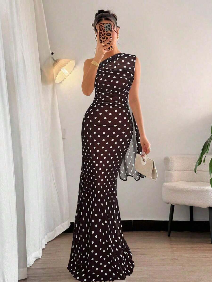 Vestido ajustado asimétrico de cuello elegante, romántico y sexy, adecuado para fiesta, vacaciones en la playa, vuelta al colegio, citas románticas, temporada de bodas, cumpleaños, Pascua, primavera/verano - Marrón - Ver 1