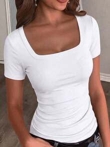 Camiseta blanca básica, casual y sencilla con cuello en V, manga corta, ajustada, con fruncido lateral, acanalada y elástica para mujeres, para el verano - Negro 2 - Ver 4