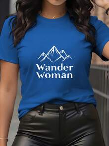 Camiseta ligera de verano para mujer, de manga corta, con un estampado de montaña y la frase "Wander Woman" impresa en ella, una camiseta estampada casual y elegante adecuada para mujeres, una prenda femenina elegante para el uso diario. - Negro - Ver 7