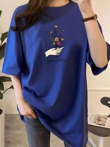 Under The RadarsoftsoftPlus Size, 2X595 Women's Plus Size T-Shirt, Breathable And Comfortable, With Floral Print 'I'm Growing Today', Premium Look, Soft, Casual, For Everyday Wear, Loose Fit, Fashionable T-Shirt For Curvy Figures, Elegant, Plus Size, 100% Cotton, Coolcool-Vintage Street Style Unisex Loose Cotton Short Sleeve Crew Neck T-Shirt - 藍色 - 查看 1