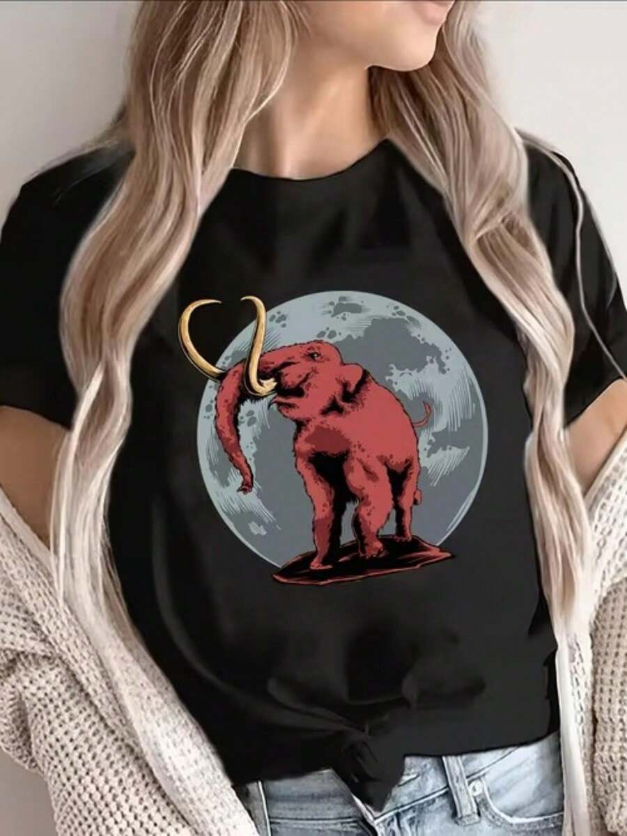 Women's Plus Size Summer Short-Sleeved T-Shirt With Round Neck, Breathable And Printed, "Red Mammoth With Golden Tusks Under The Moon", Suitable For All Seasons, Simple, For Christmas Gifts, Daily Use, Very Suitable For Cool Summer. - 黑色 - 查看 1
