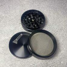 1.6/2/2.5/3inch Black 4-Layers Herb Grinder 4-Layer Zinc Alloy Crusher Manual Mill Mortar Pestle Tobacco Cutter Metal Tobacco Raw Grass Grinder Shredder  Tool Cigarette Accessories Gift - màu đen - Xem 5