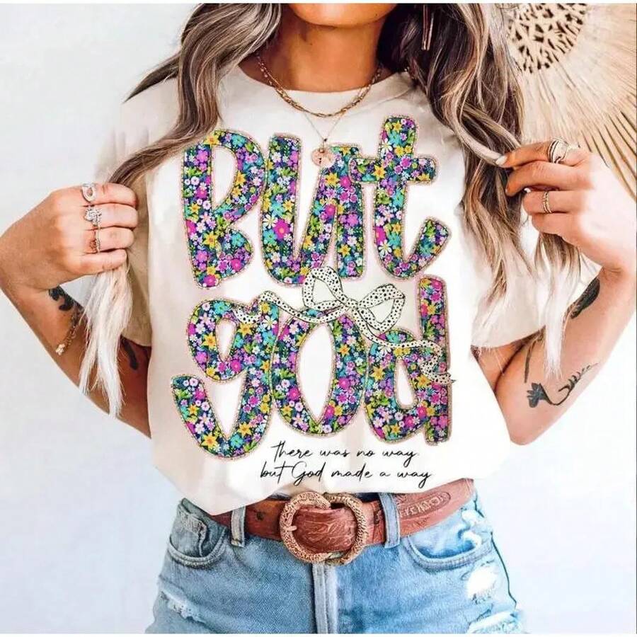 Women's Floral Design T-Shirt "But God", Christian Cotton Clothing, Gift For Her, Religious Garment, Comfortable Summer Top For Women, BLACK/WHITE, Casual, Crew Neck T-Shirt, Comfortable Cotton T-Shirt - 白色 - 查看 1