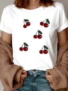 Branches Of Red Cherries That Evoke Natural Sweetness, Summer Joy And Youthful Energy With Green Leaves That Bring Freshness In Every Detail. Modern Casual Women's T-Shirt - 白色 - 查看 1