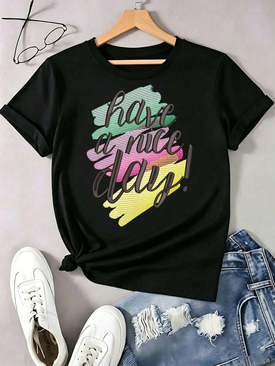 Women's Black T-Shirt With "Have A Nice Day" Lettering And Colorful Graphic Print, Casual Short Sleeve Crew Neck T-Shirt, Loose Blouse With Positive Phrase For Everyday Wear, Summer And Outfit With Jeans - 黑色 - 查看 1