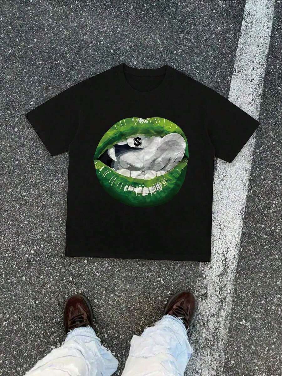 Y2K Style T-Shirt With Dollar And Green Lips Print, Popular T-Shirt, Hip-Hop T-Shirt, Custom Urban Style T-Shirt, Men's T-Shirt, Comfortable And Breathable, Pure Cotton Crew Neck Short Sleeve T-Shirt, Classic Crew Neck Design, Casual And Versatile, Summer T-Shirt, Can Be Worn All Year Round - 黑色 - 查看 1