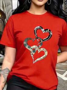 The Print Features A Heart Design On This Casual, Short-Sleeved, Crew-Neck T-Shirt For Women, Perfect For Everyday Summer Wear. This Unisex, Loose-Fitting, Short-Sleeved, Crew-Neck T-Shirt Has A Vintage Urban Style And Is Made Of Pure Cotton. - 紅色 - 查看 8