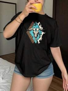 100% Algodón Premium: Camiseta única con diseño de cráneo de toro y detalles en azul y leopardo estilo y2k, ideal para los amantes de la moda contemporánea en México.Añade un toque original a tu look diario y destaca con esta pieza exclusiva.Perfecta para cualquier ocasión y fácil de combinar.- Ropa de Moda Casual Suave y Transpirable para Diario - Negro - Ver 6