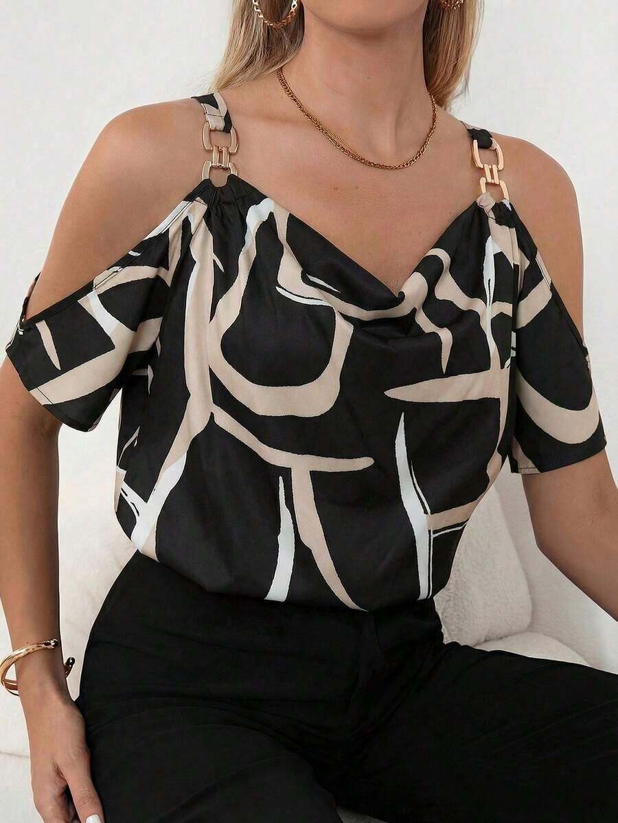 Clasi Blusa con estampado integral, detalle de cadena en el hombro descubierto, parte superior de hombros descubiertos - Negro - Ver 1