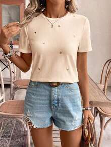 Frenchy Camiseta casual de manga corta para uso diario con corazón bordado en hilo dorado para mujer, camiseta de verano para mujeres con atuendo de fiesta de té de algodón, parte superior bordada, camiseta de algodón para mujeres.Tops de verano - Albaricoque - Ver 5