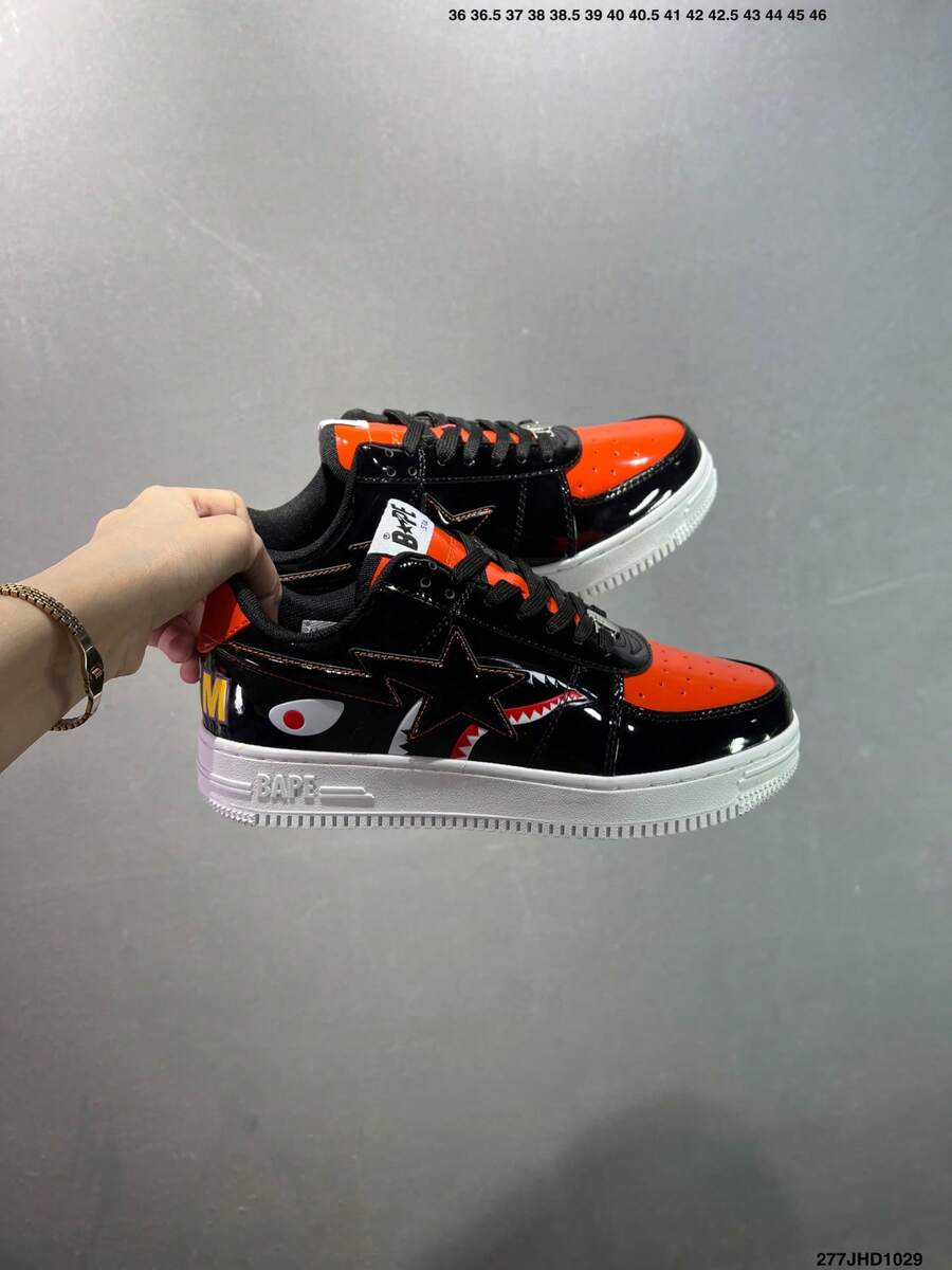 Giày thể thao thường ngày A BATHING APE Bape, họa tiết ngôi sao phối màu, giày bóng bẩy, thích hợp cho hoạt động thư giãn.