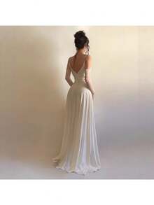 Apricot Satin Women's Dress With Deep V-Neck, High Side Slit, Thin Straps With Draped Detail, Elegant Maxi Design Ideal For Evening Parties, Graduations And Formal Winter Events, Glamorous Style Perfect For Celebrations And Elegant Dinners - 杏色 - 查看 3