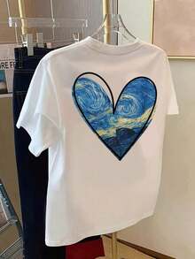 Fashion Printed T-Shirts For Women, Oversized Streetwear Tops, Comfortable And Stylish All-Match Summer Tees. Women's T-Shirt. Van Gogh Starry Night Women's T-Shirt - Short Sleeve Crew Neck T-Shirt With Iconic Art Print, Relaxed Fit And Machine Washable - Inspired By Van Gogh For Spring, Summer And Year-Round Wear (Art Lover Clothing). Domestic Shipping. - 白色 - 查看 2
