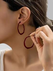 1 Pair Minimalist Fashion Elegant Versatile European And American Punk Geometric Asymmetrical Hoop Earrings For Women - Burgundy - View 5