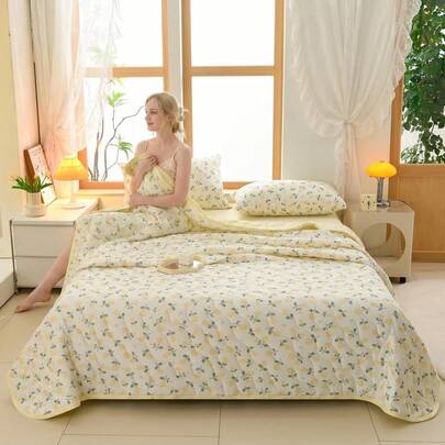 1 chiếc chăn bông nhỏ in họa tiết hoa, chất liệu dệt kim co giãn, thoáng khí, siêu mềm mại, mát mẻ - Bộ đồ giường nhẹ, dùng được cả bốn mùa với họa tiết hoa caro hiện đại, 100% polyester, có thể giặt máy, phù hợp cho giường đơn/đôi, khách sạn, cắm trại và trang trí nhà cửa, bộ đồ giường sang trọng khách sạn | Thiết kế chần bông hiện đại | Công nghệ dập nổi sóng âm