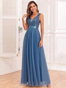 Vestido de dama de honor formal de línea A con escote en V sin mangas, bordado y de malla, vestido de fiesta elegante, vestido de invitado de boda formal, vestido de ceremonia de graduación, vestido de noche de primavera - Niebla azul - Ver 3