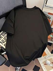 Men's Casual Short-Sleeved T-Shirt, 100% Cotton, With A Humorous 'Home Lovers Club' Design, Designed For A Relaxed Fit With A Round Neck And Jersey Style, Offering Slight Stretch For Added Comfort, Perfect For Everyday And Leisure Activities. - 黑色 - 查看 2