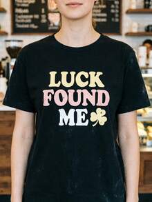 Women's Printed T-Shirt - Casual Short Sleeve Crew Neck T-Shirt In Textured Black With Multicolor Text And Yellow Clover - Relaxed Fit For All Seasons, Perfect For Everyday Wear And Holiday Outfits (Machine Washable). - 黑色 - 查看 6
