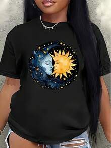 This Lightweight And Durable Short-Sleeved T-Shirt, Featuring A Sun And Moon Design, Is Perfect For Lounging At Home, Going To Cafes, Or Enjoying Leisure Time Outdoors. It Boasts Eye-Catching Cosmic Art Patterns And A Comfortable Fit. (Women's Blouses > Clothing) - 黑色 - 查看 1
