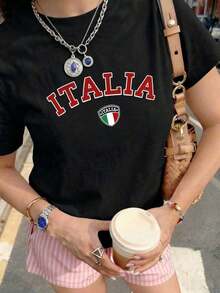 Camiseta regular de mujer con cuello redondo, manga corta y estampado de Italia, hecha de tela de poliéster con un ligero estiramiento - Negro - Ver 6