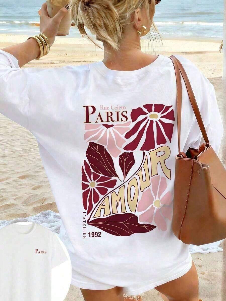 New Summer 2026 Collection, Women's Cream Floral Print "Paris Lover" Short Sleeve Crew Neck T-Shirt, Casual Loose Fit, Parisian Style, Romantic Style, City Stroll, Date Night, Cherry Blossom Season, Brunch, Spring/Summer - Vintage Urban Style, Unisex Cotton Short Sleeve Crew Neck T-Shirt, Sizes: S–7XL; Ships In 24 Hours. Breathable And Comfortable. - 白色 - 查看 1