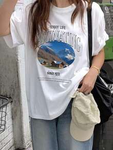 Women's Loose-Fitting T-Shirt With A Round Neck And Exquisite Print. Soft And Breathable Fabric, Comfortable To Wear, And Short Sleeves. Casual And Relaxed Fit, Versatile Style. Made From High-Quality 100% Pure Cotton (200 G). - 白色 - 查看 5